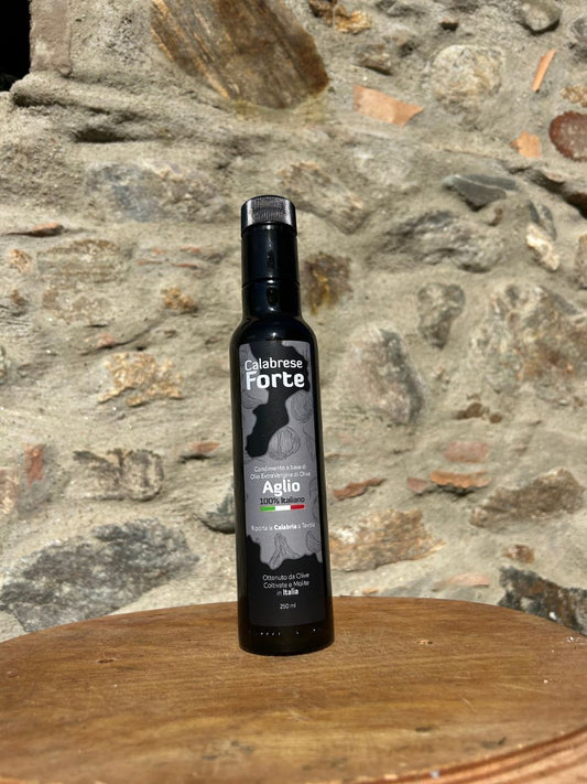 Olio Extra Vergine di Oliva Aromatizzato all'Aglio